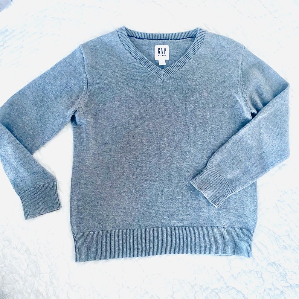 👍🏽GAP KIDS V-Neck Grey Long-Sleeves Sweater SZ S